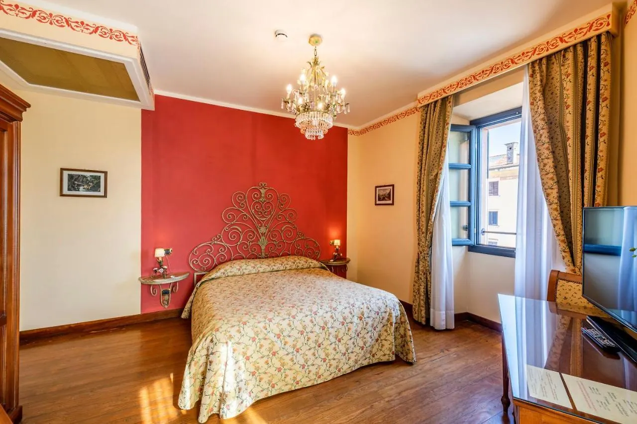 Guest house La Dependance Hotel Menaggio